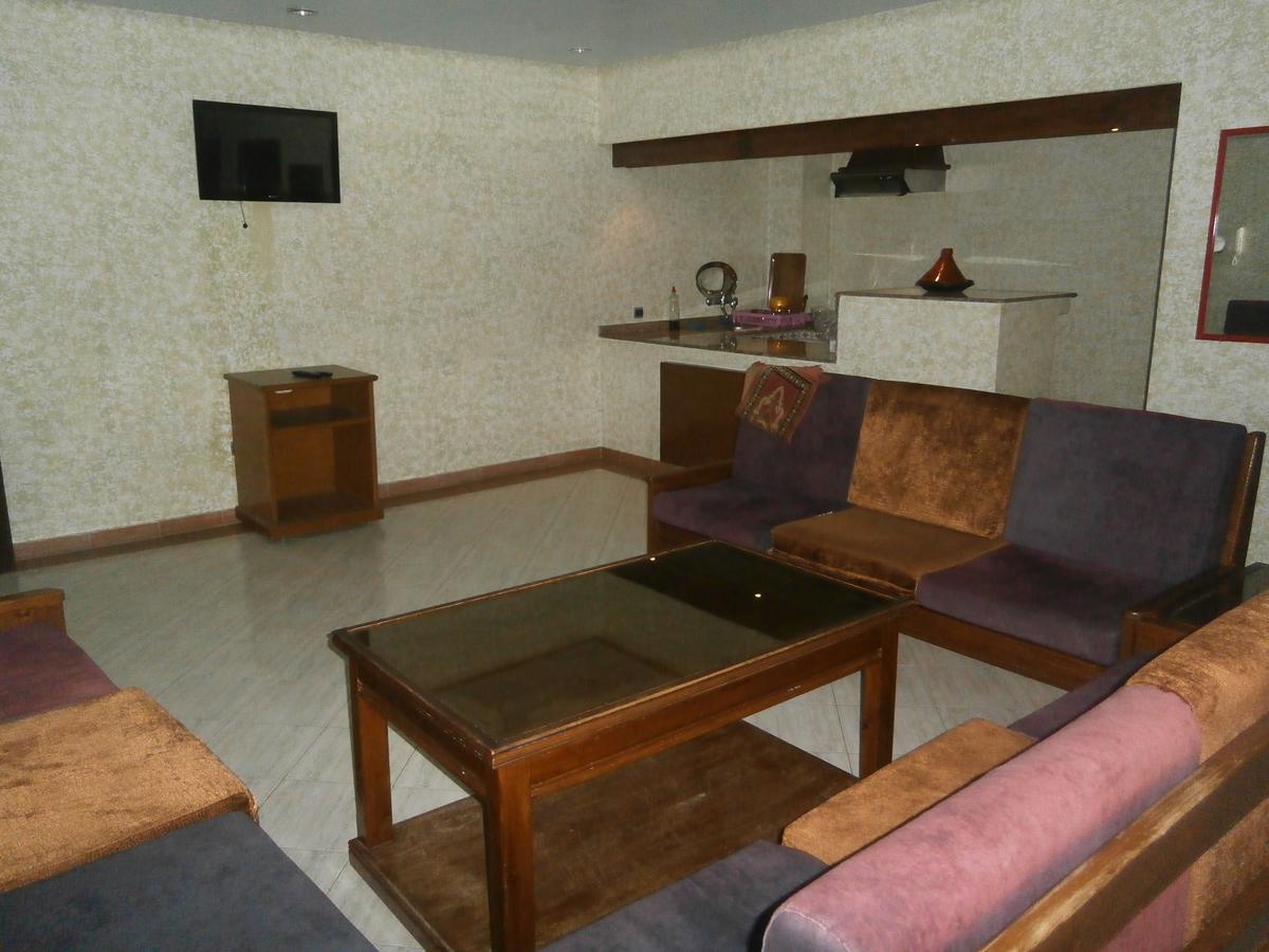 Residence Touristique Ibn Rochd Asilah Exteriör bild
