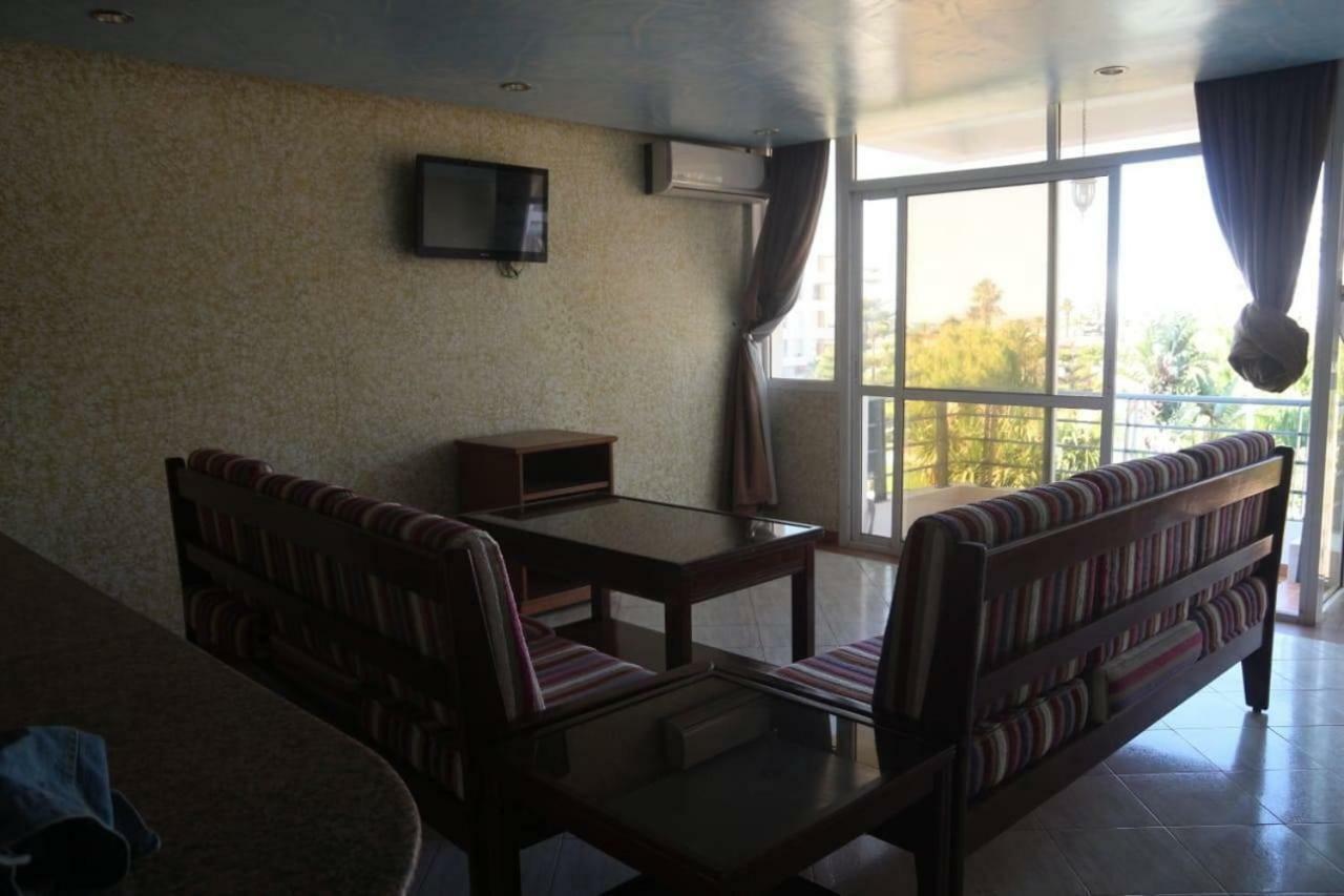 Residence Touristique Ibn Rochd Asilah Exteriör bild